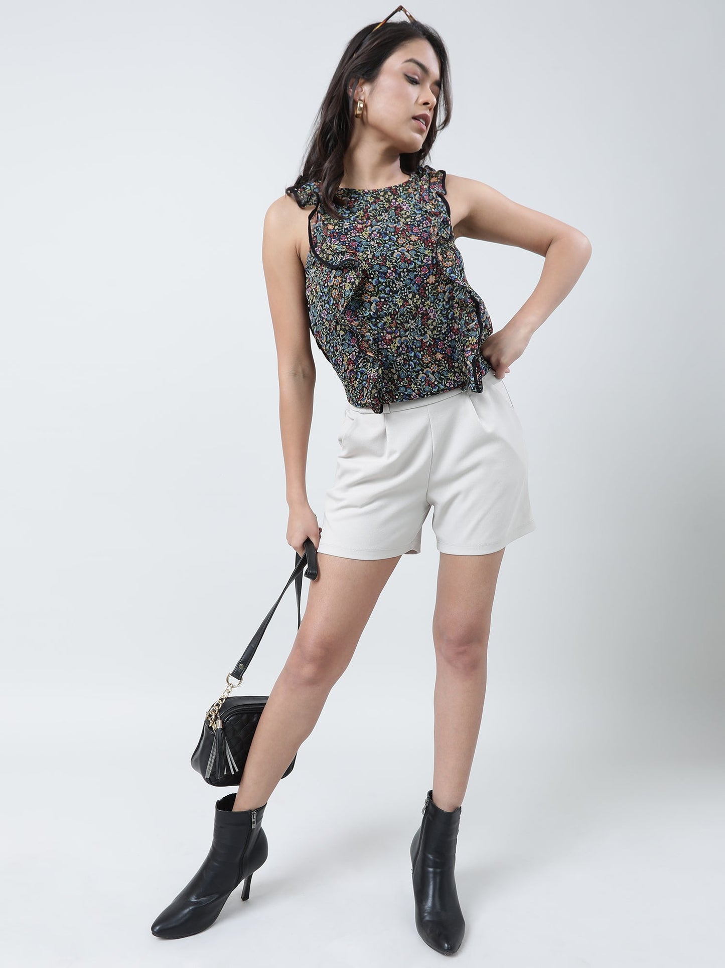Women Regular Fit Printed Black Sleeveless Top