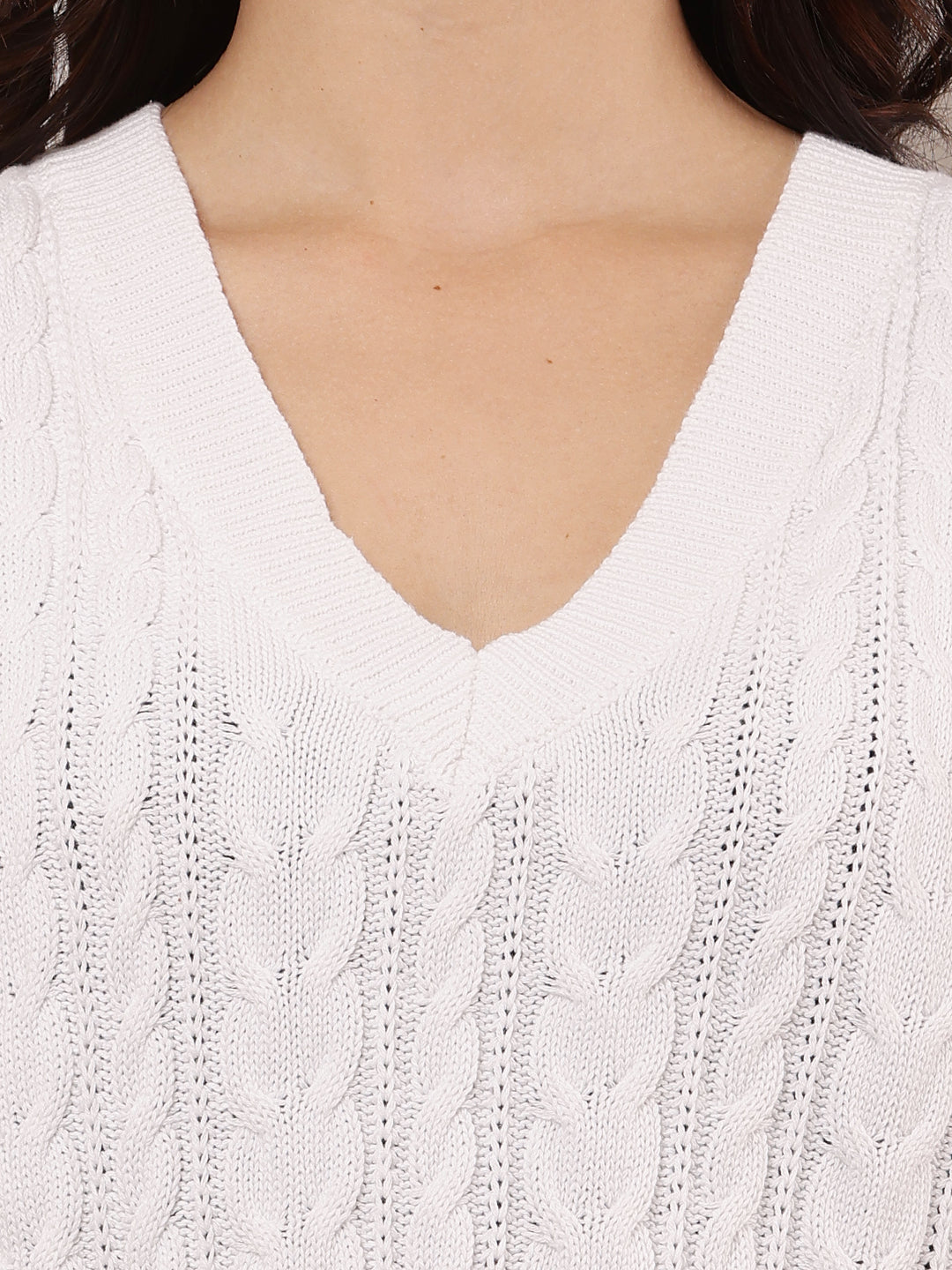 Women White V-Neck Sleeveless Knitted Sweater