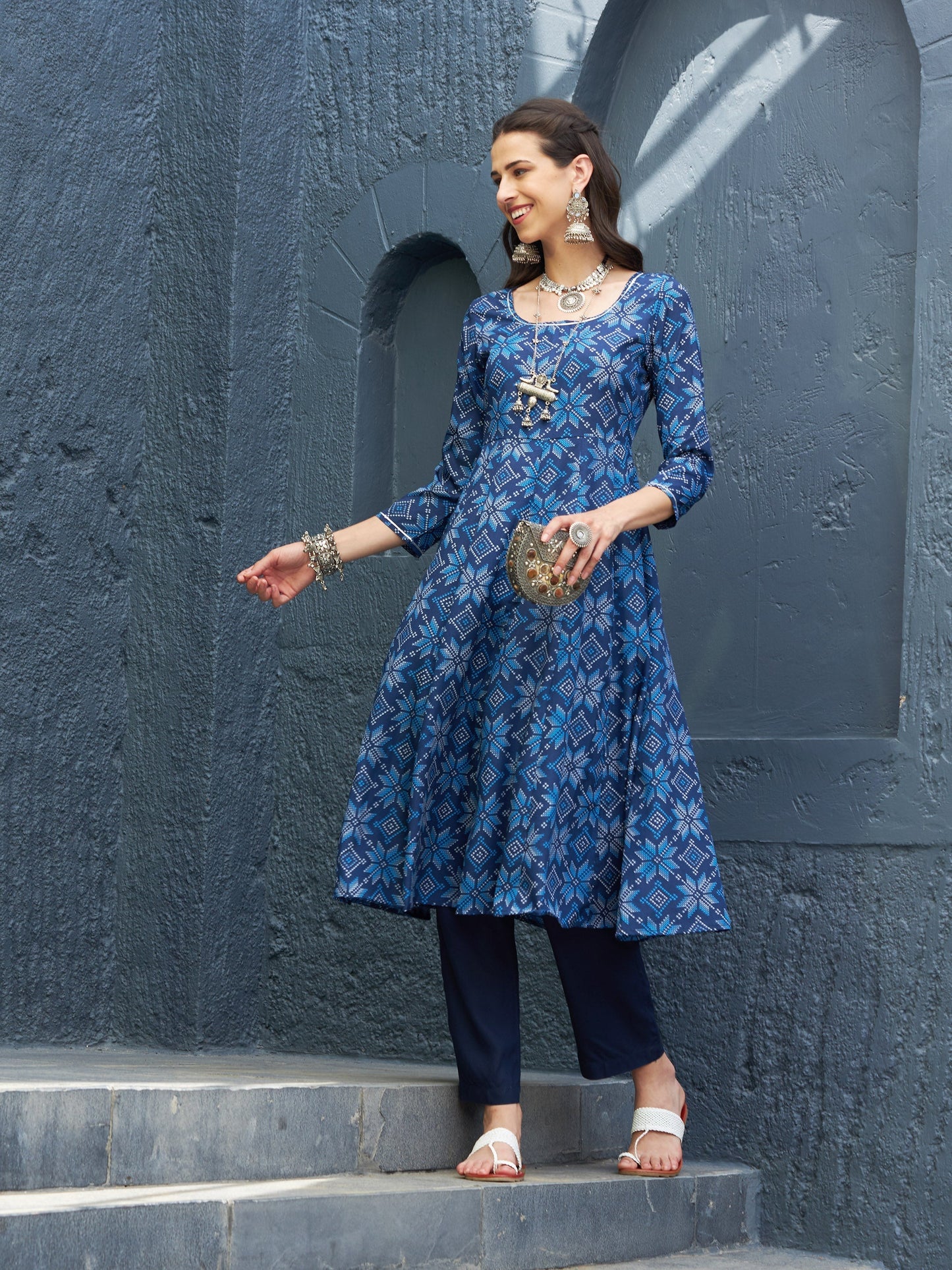 Women Blue Floral Anarkali Kurta