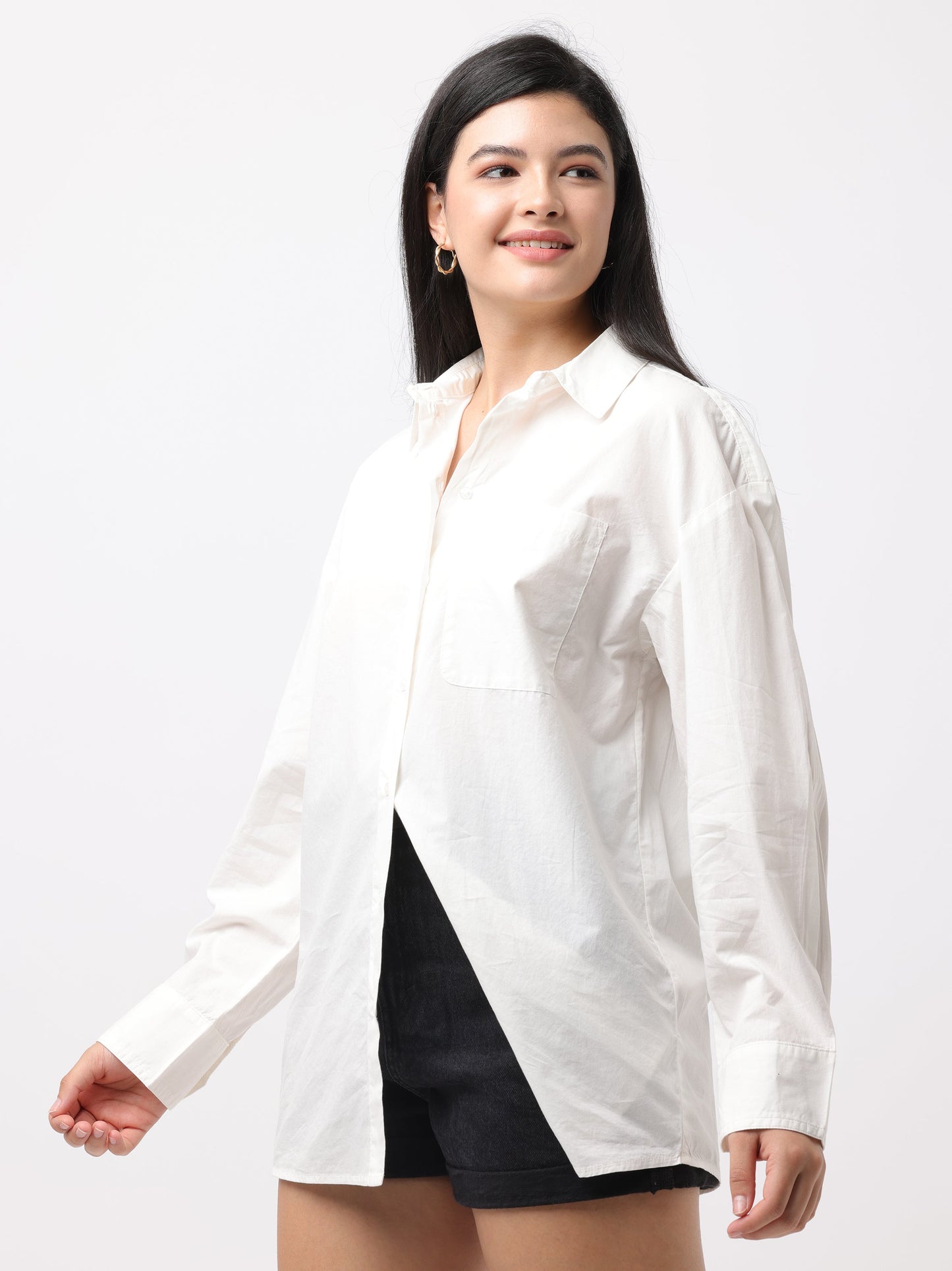 Women Solid White Oversized shirt with front pocket