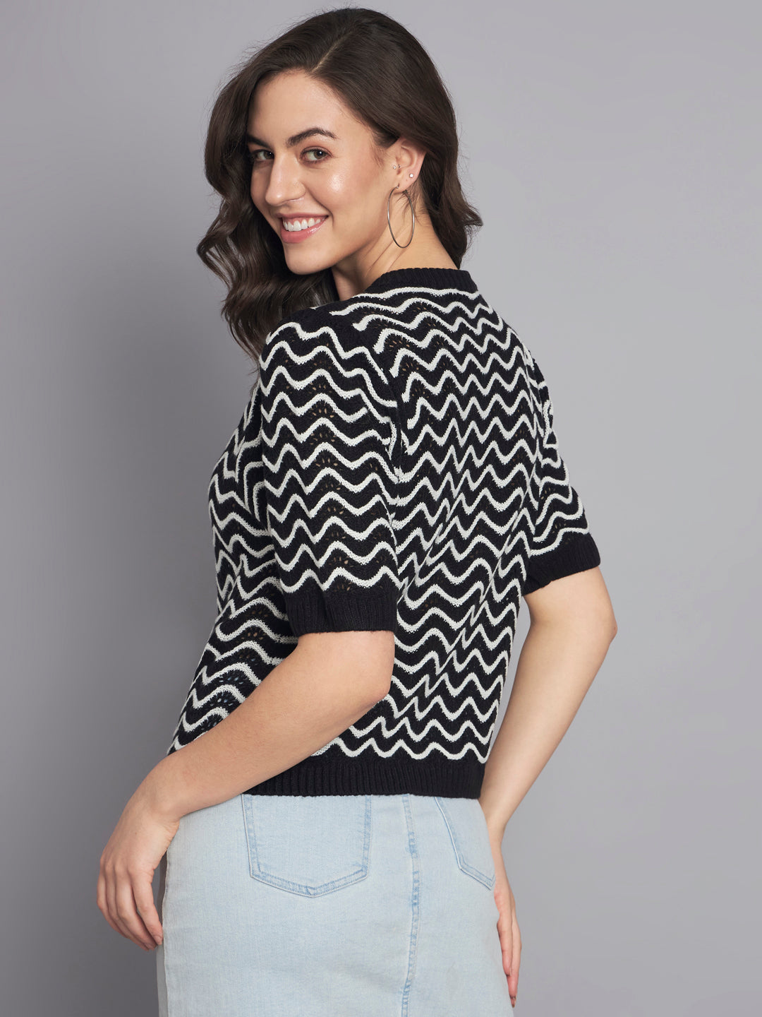 Women Black Stripe Mesh Top