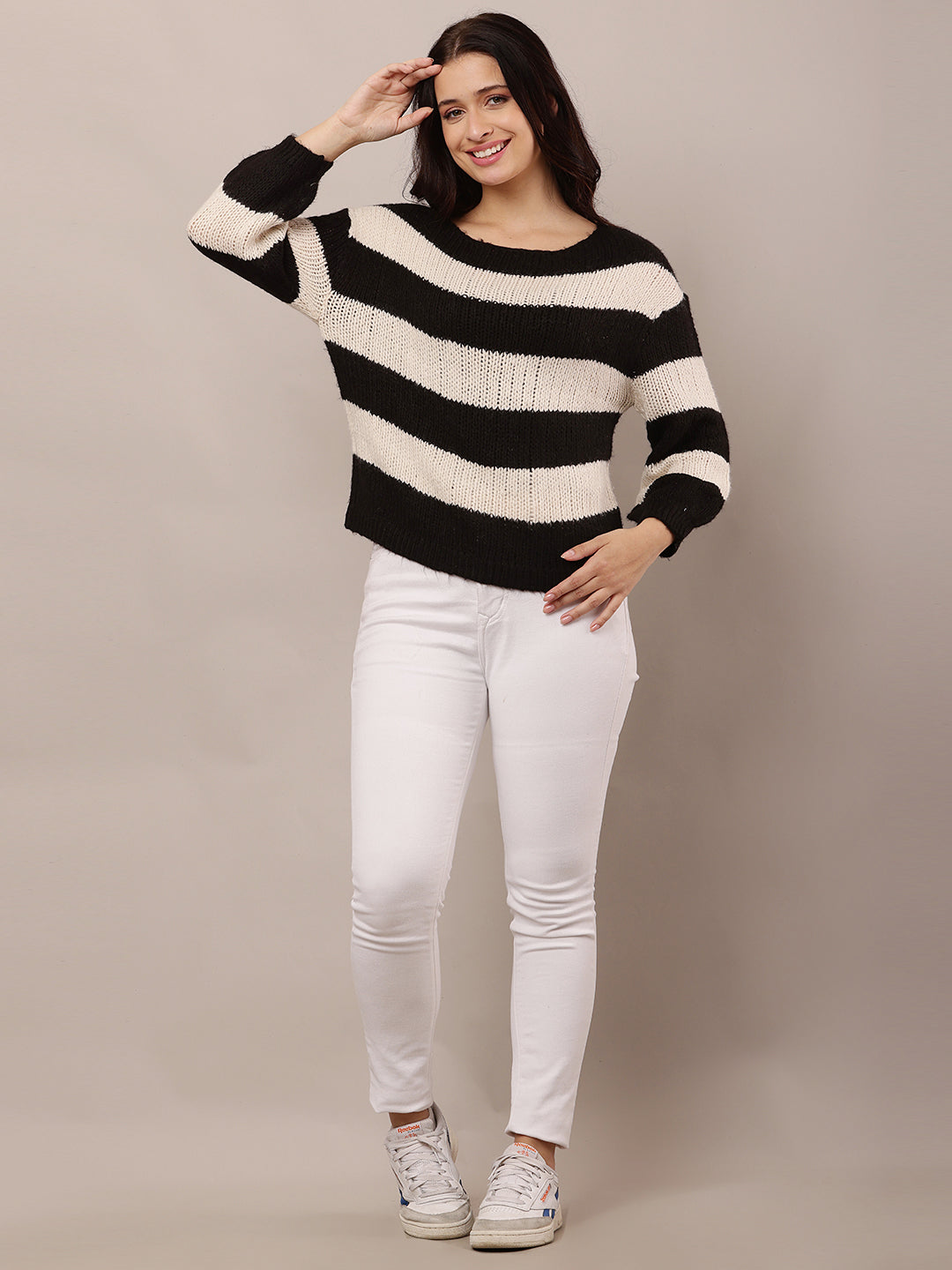 Women Black & White Crew Neck Knitted Sweater