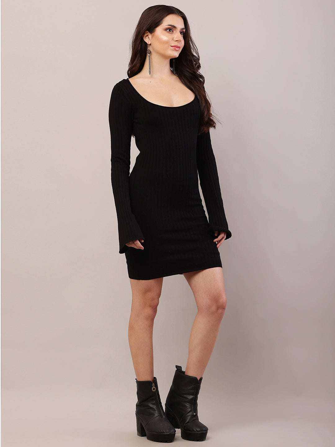 Women black viscose ribbed full sleeve bodycon dress