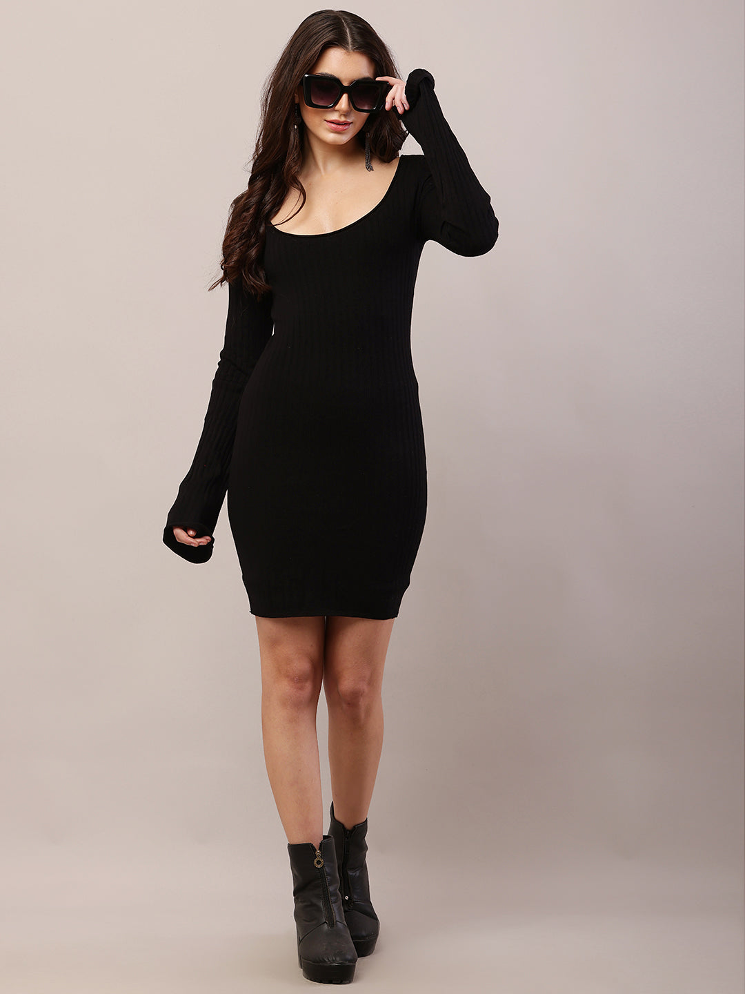 Women black viscose ribbed full sleeve bodycon dress