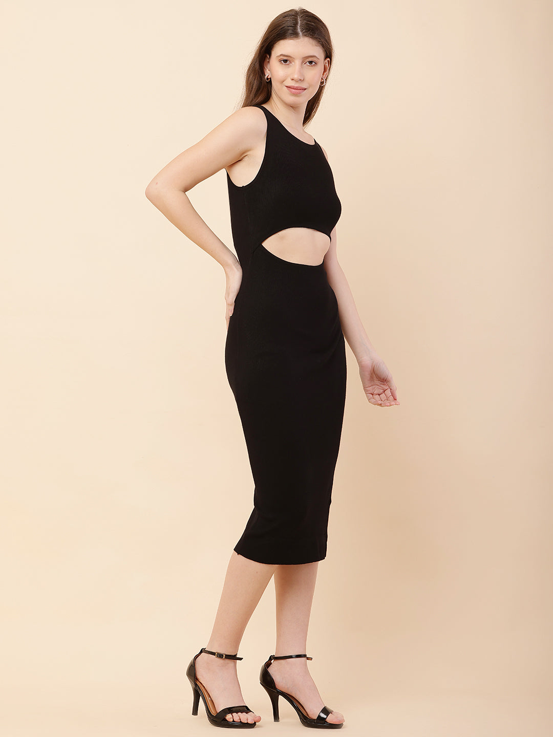 Women Black Sleeveless Bodycon Dress