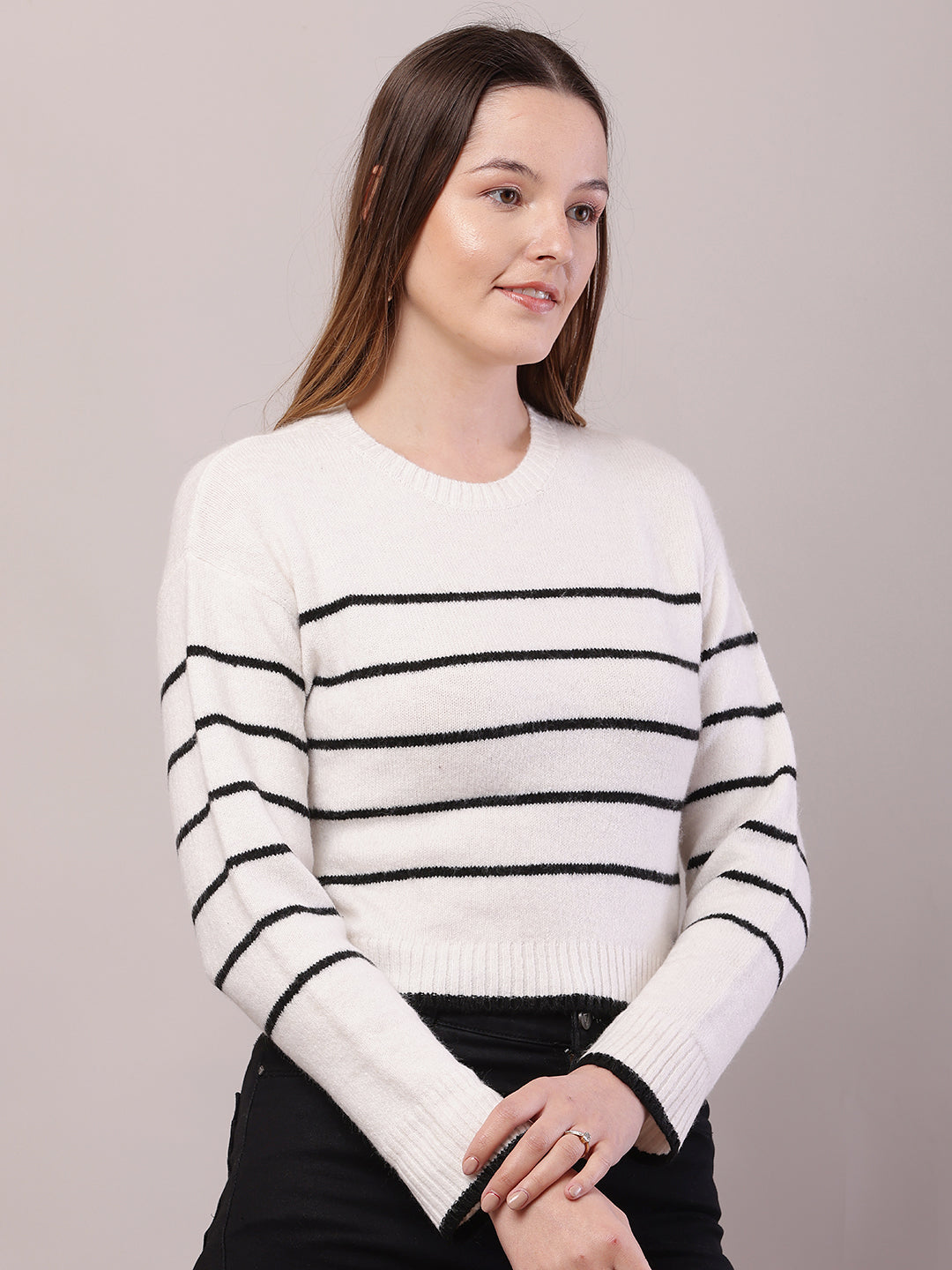 Women Striped Acrylic Crew Neck Full Sleeve Sweater
