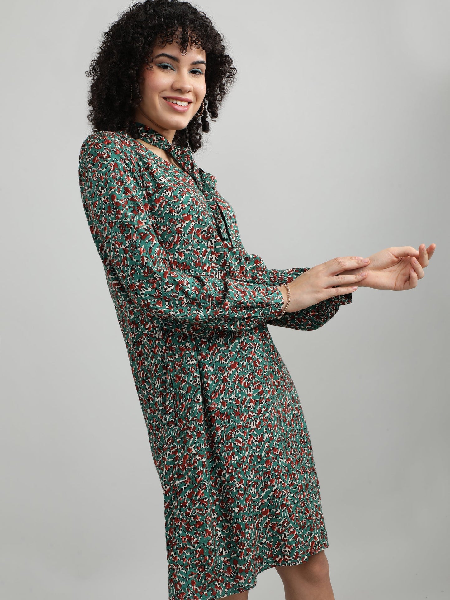 Women Viscose Green Breezy Dress