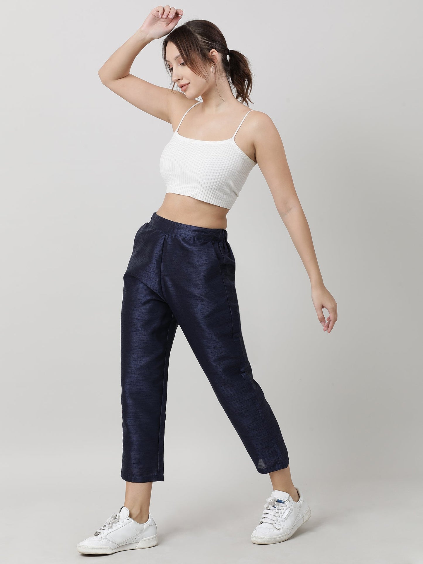 Women Relaxed Fit Navy Ankle Length Pants