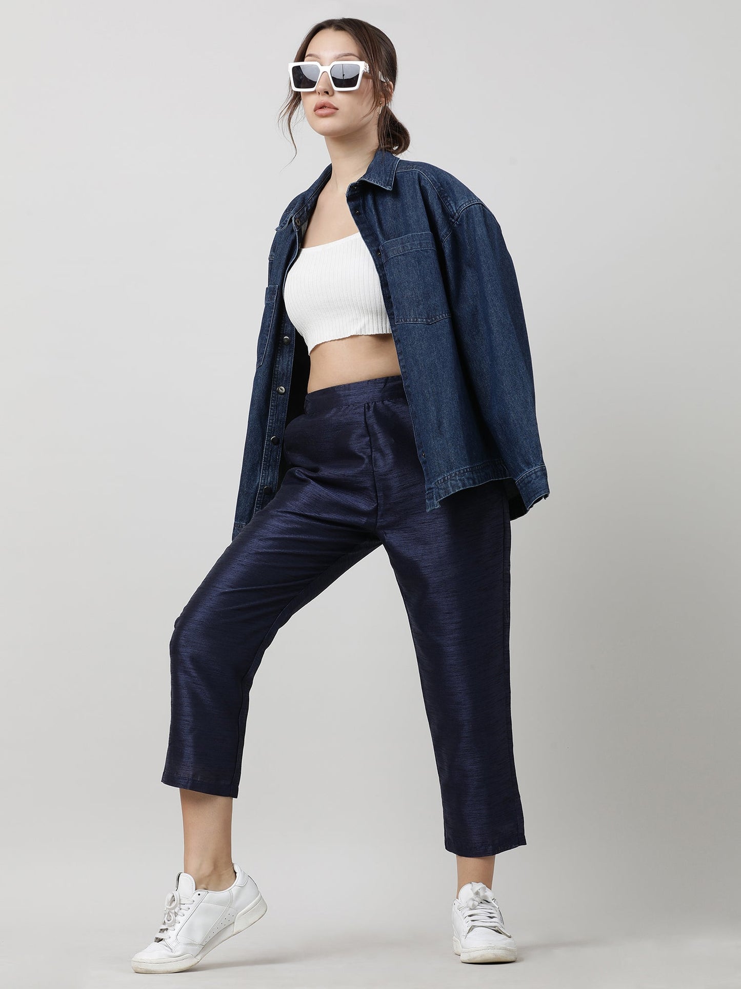 Women Relaxed Fit Navy Ankle Length Pants