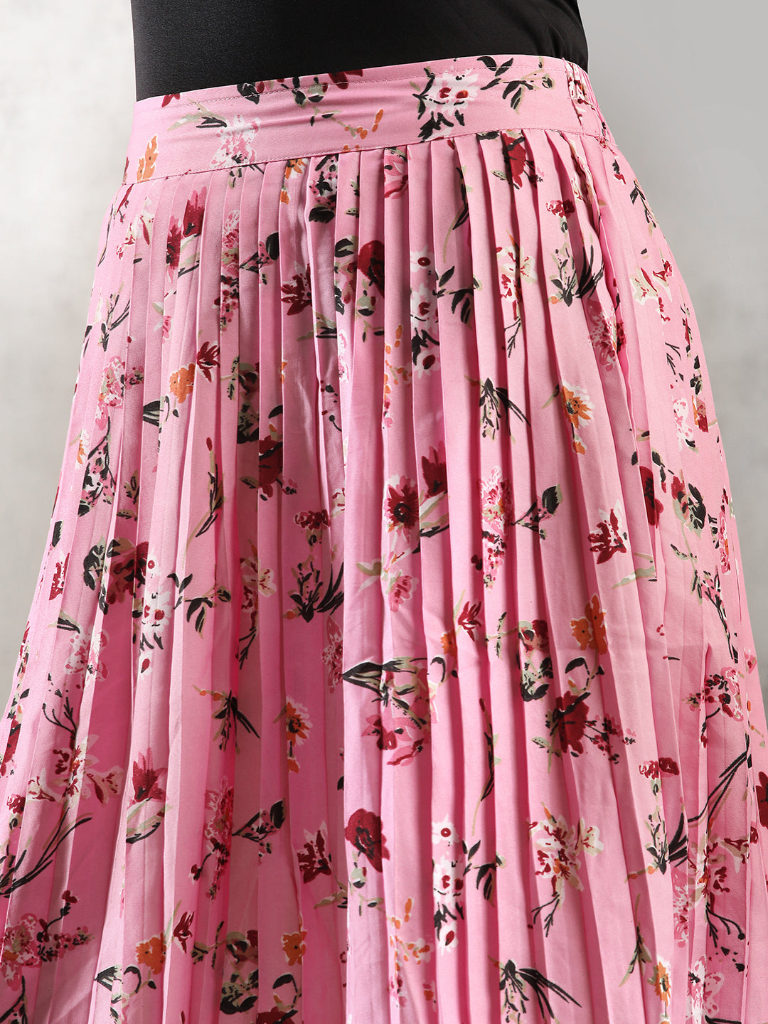 Women Pink Printed Pleated Skirt