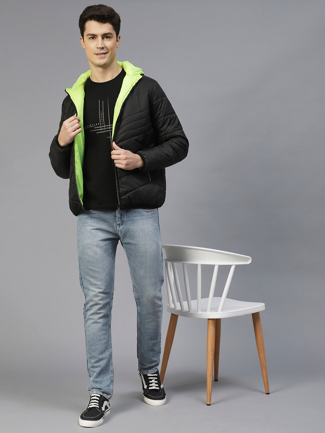 Men Black Hooded Full Sleeves Puffer Jacket