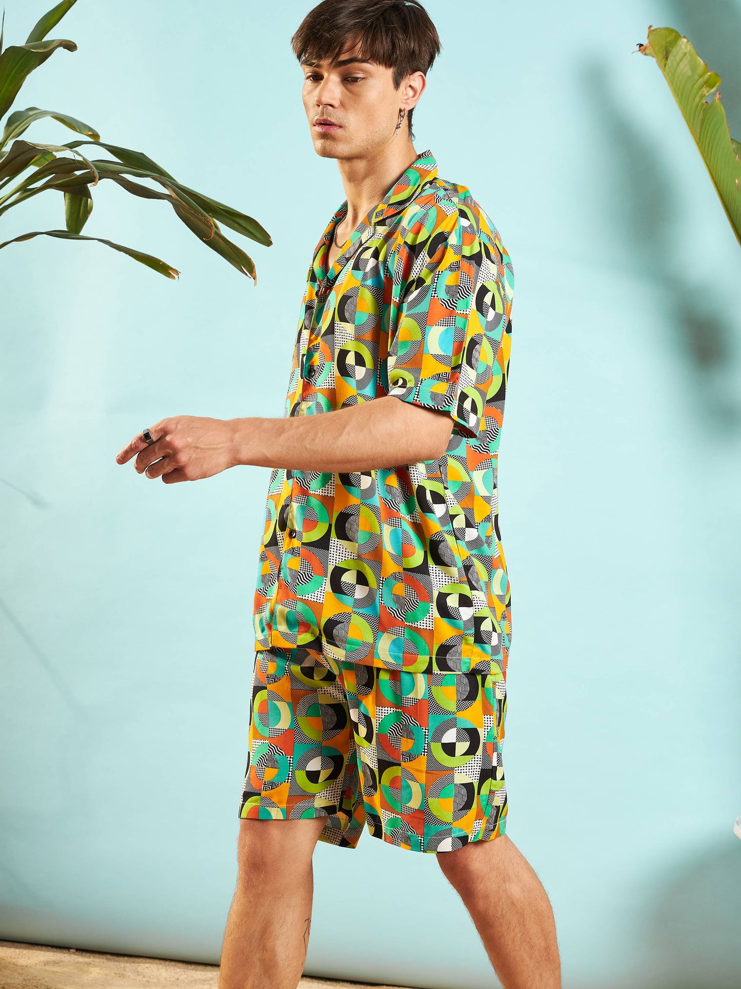 Men Green Multi Color Geometric Relax Fit Shirt