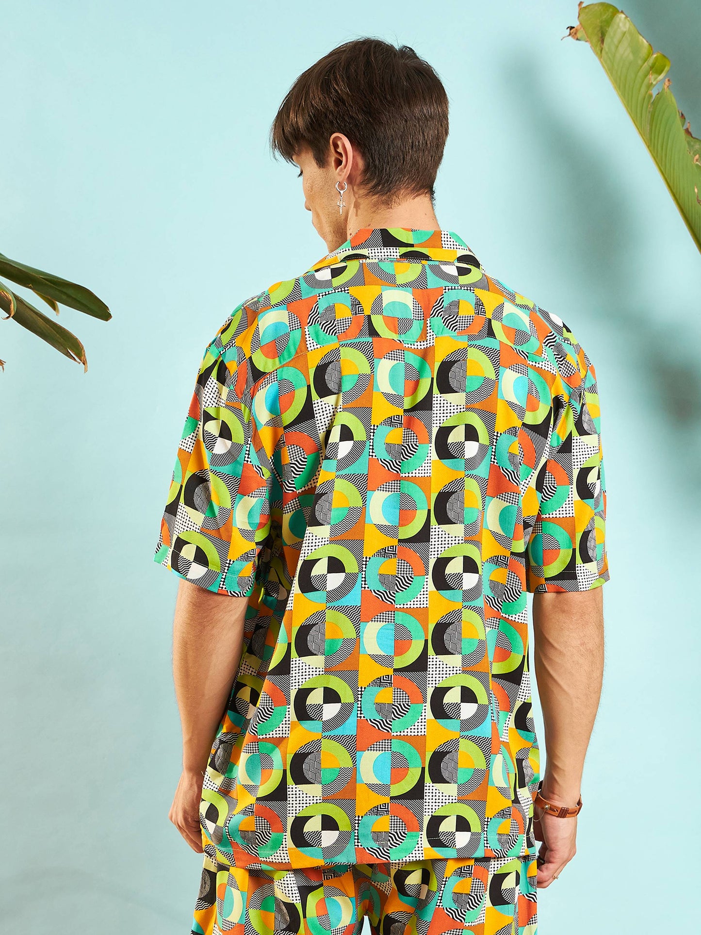 Men Green Multi Color Geometric Relax Fit Shirt