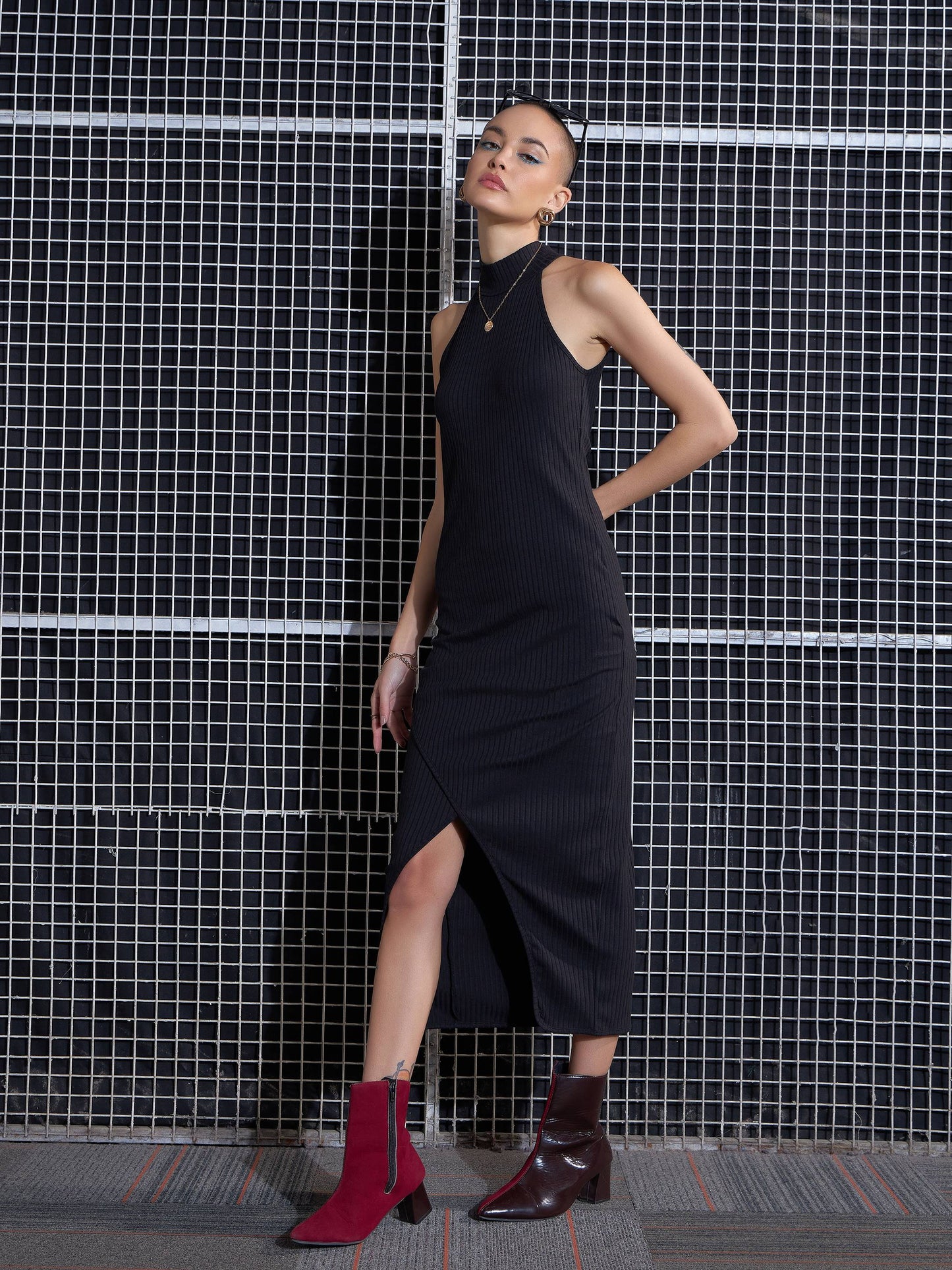 Black Rib Front Slit Bodycon Midi Dress -SASSAFRAS