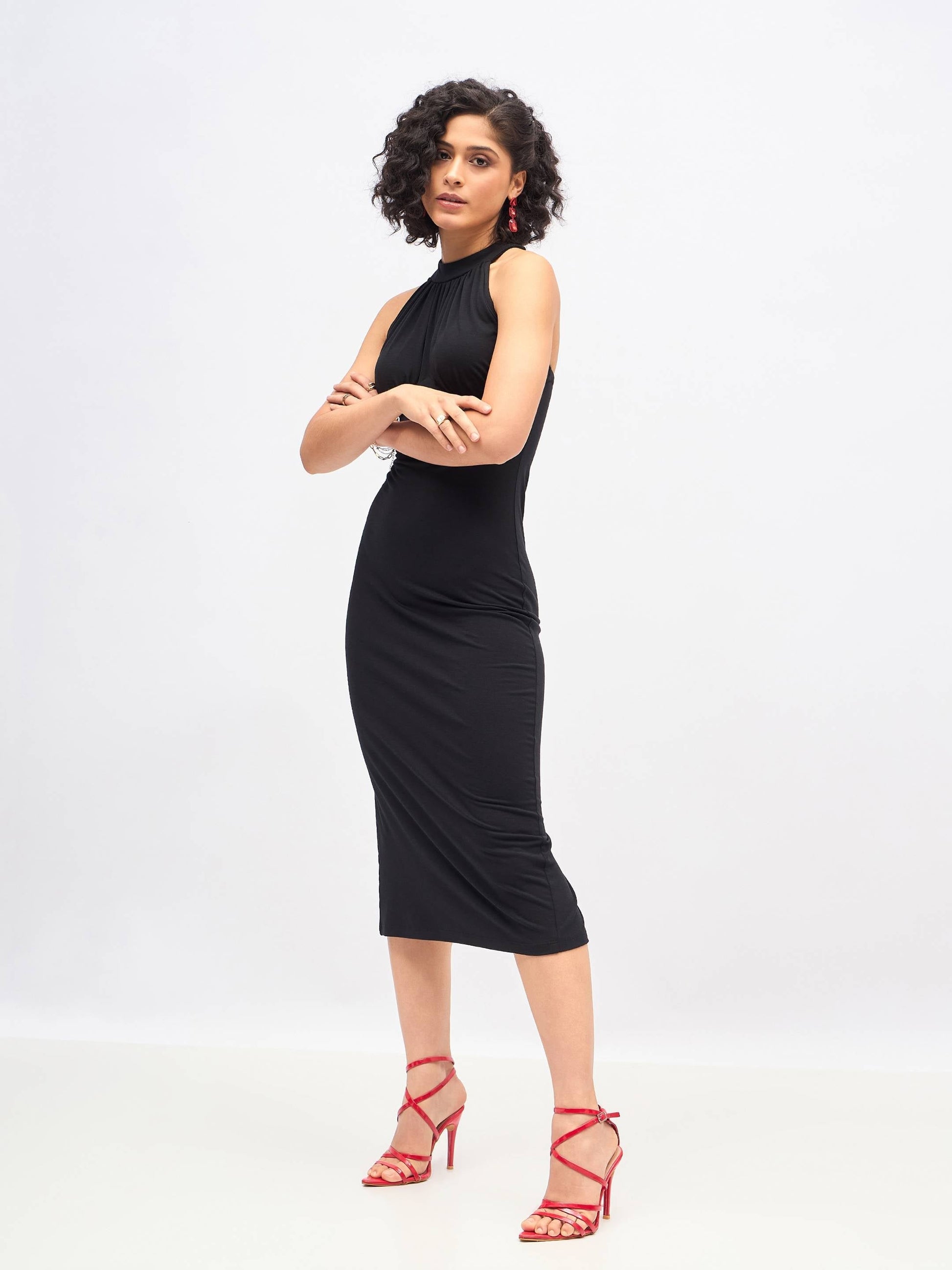 Black Halter Neck Bodycon Dress-SASSAFRAS