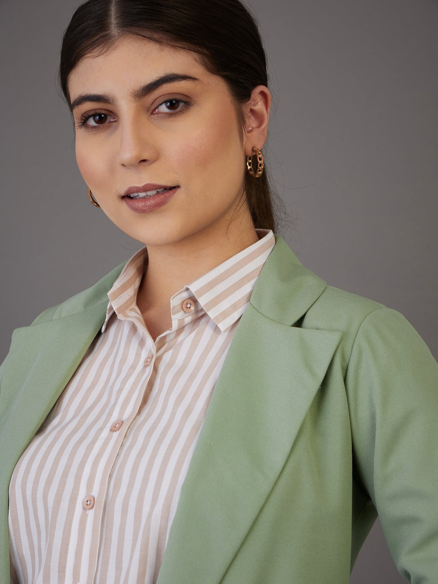 Green Notch Collar Single-Breasted Blazer-SASSAFRAS worklyf