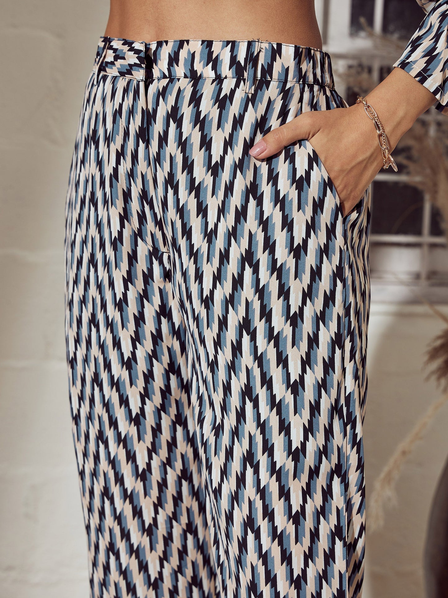 Beige Abstract Straight Pants-SASSAFRAS