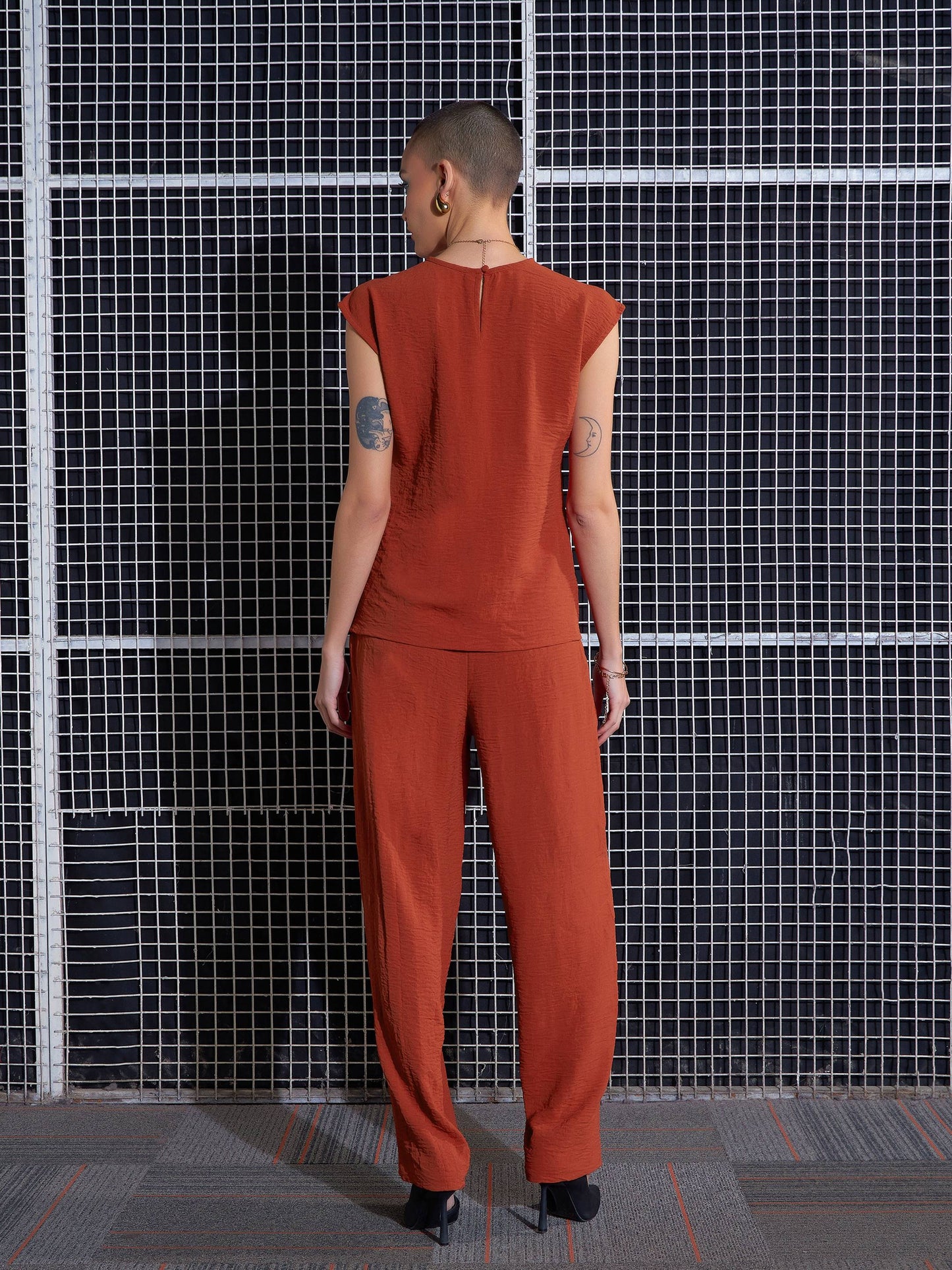 Rust Pleated Sleeveless Top With Pants-SASSAFRAS