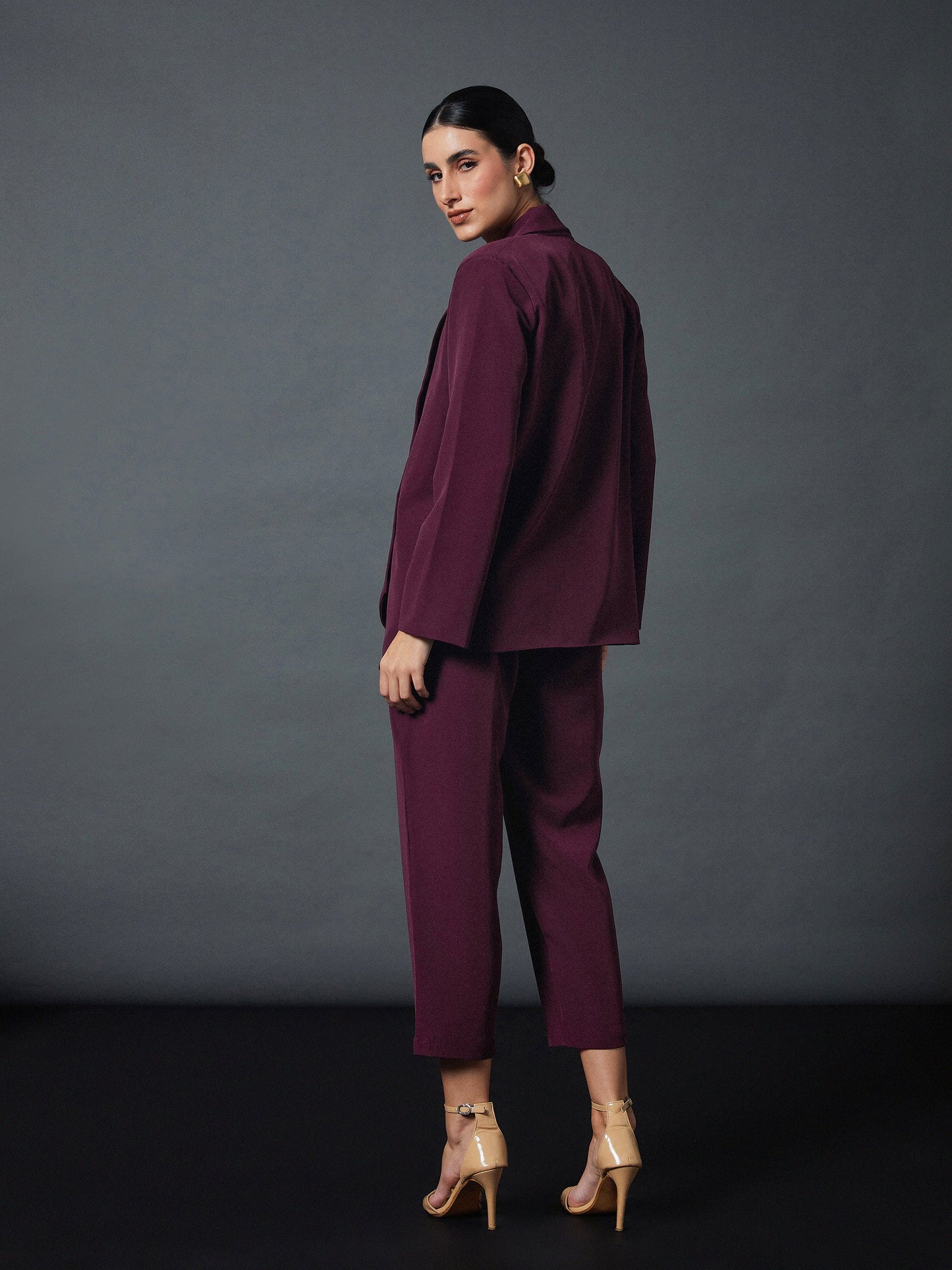 Maroon Shawl Collar Blazer With Balloon Fit Pants-SASSAFRAS worklyf