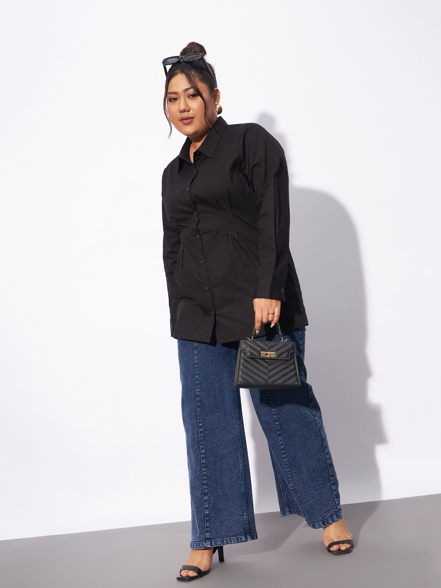 Black Poplin Pleated Slim Waist Shirt-SASSAFRAS Curve
