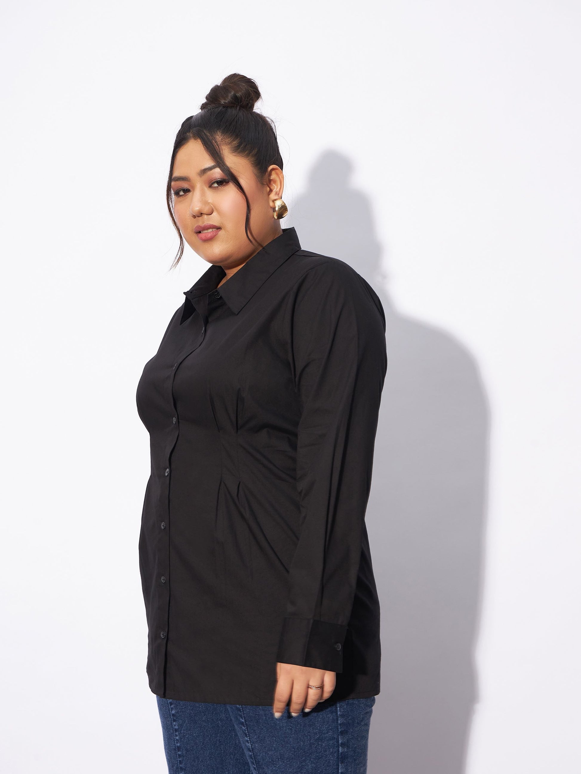Black Poplin Pleated Slim Waist Shirt-SASSAFRAS Curve