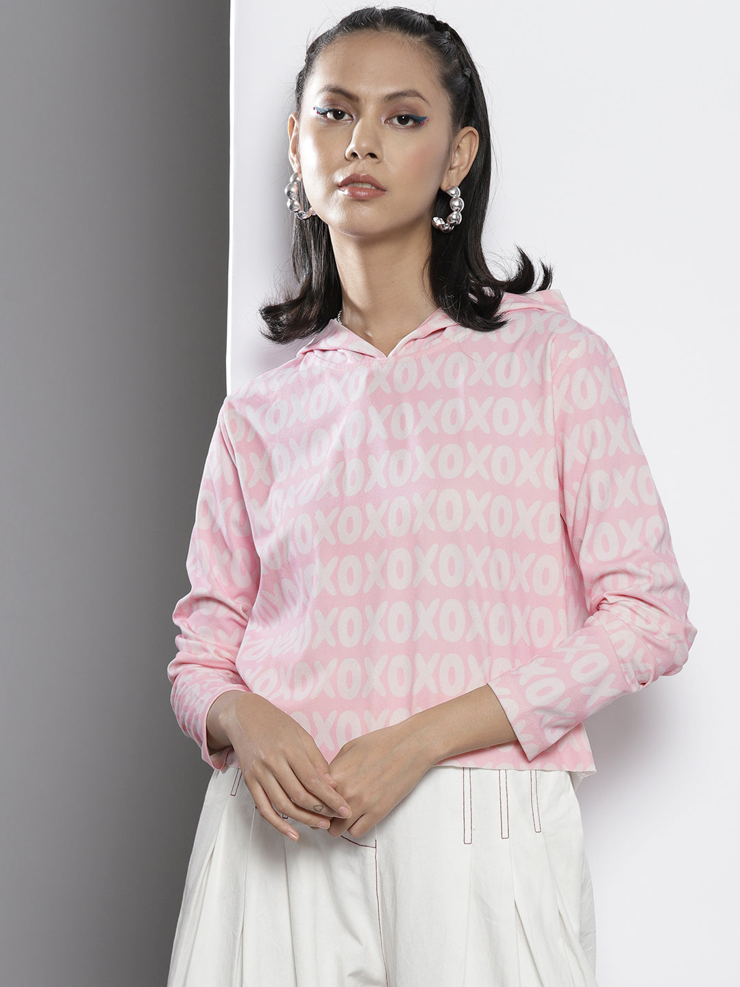 Women Pink Xoxo Print Hooded Sweatshirt
