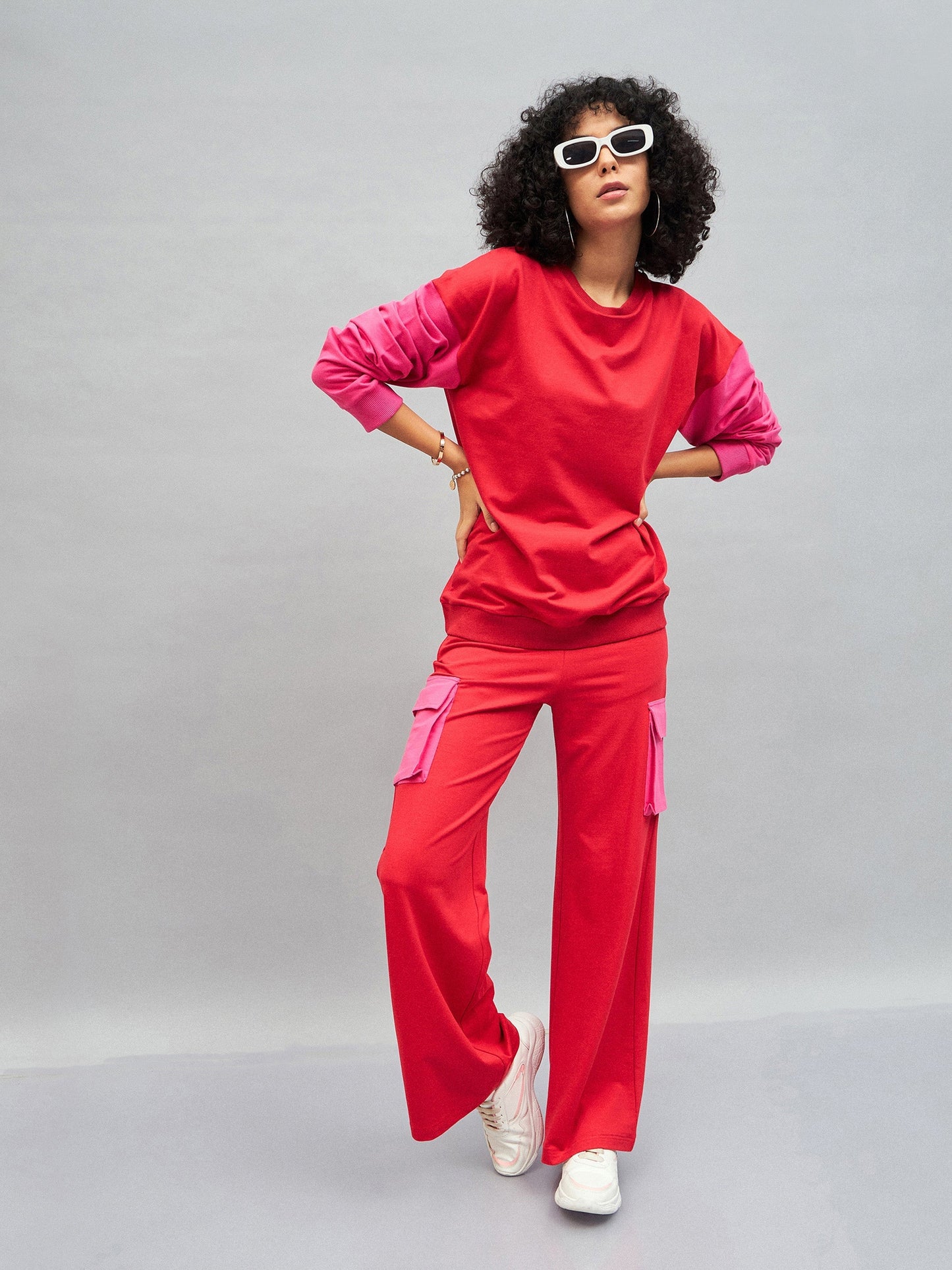 Women Red Knitted Colourblock Oversize Sweatshirt
