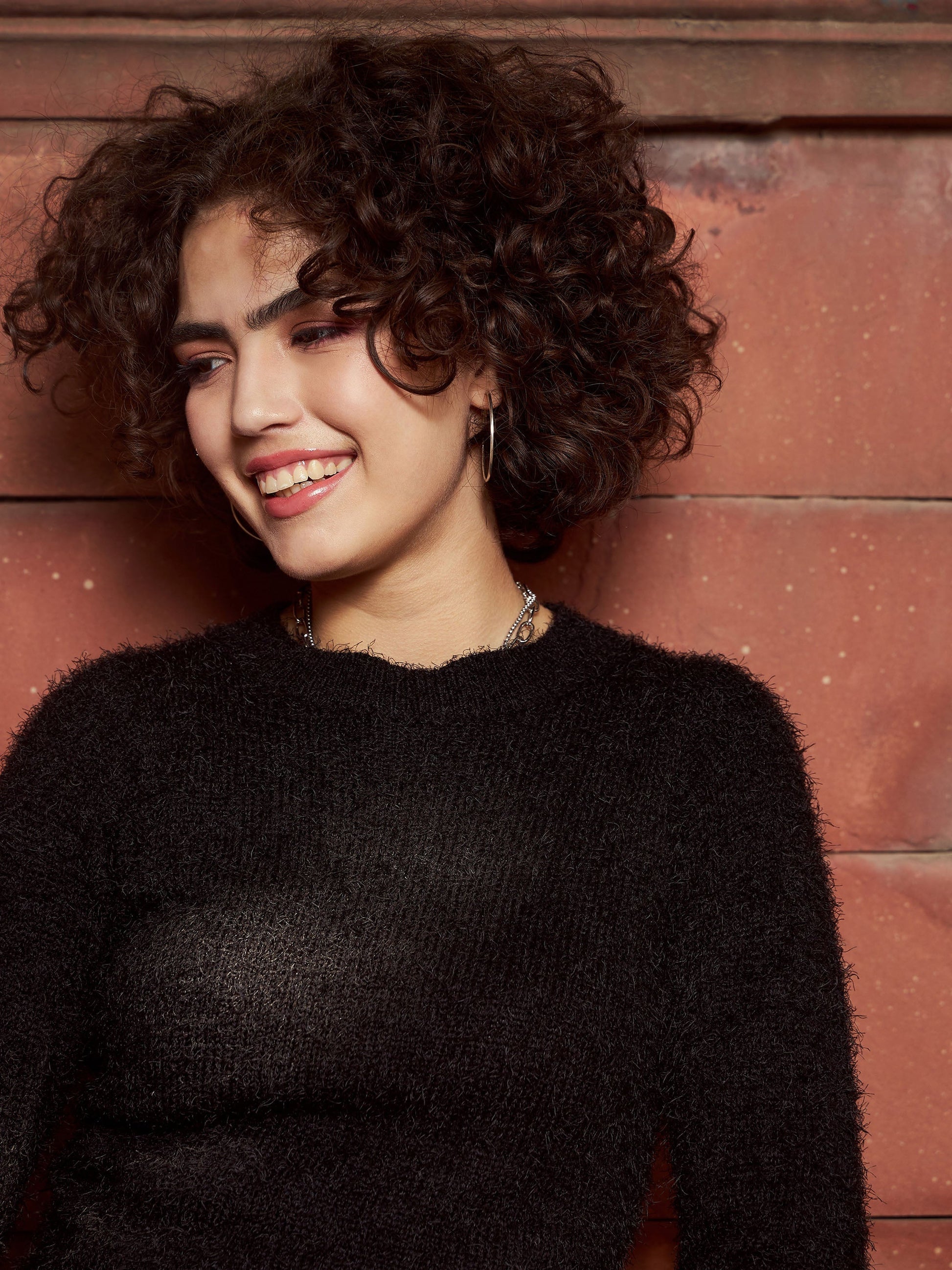Black Round Neck Hairy Fur Pullover Sweater-SASSAFRAS