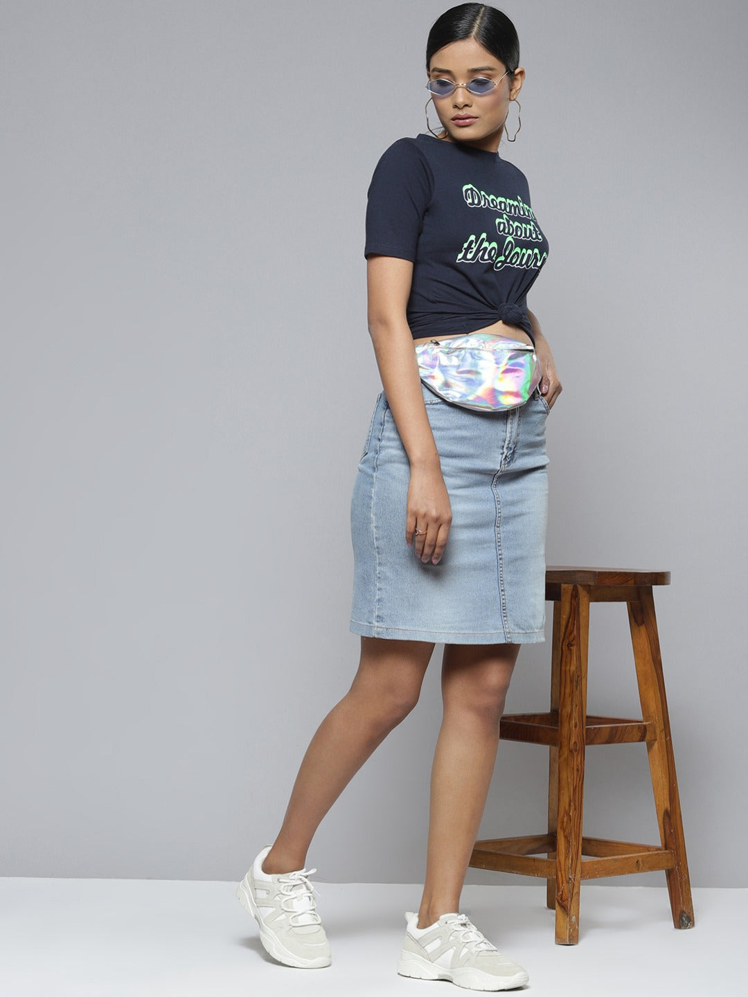 Women Navy DREAMING ABOUT THE JOURNEY T-Shirt