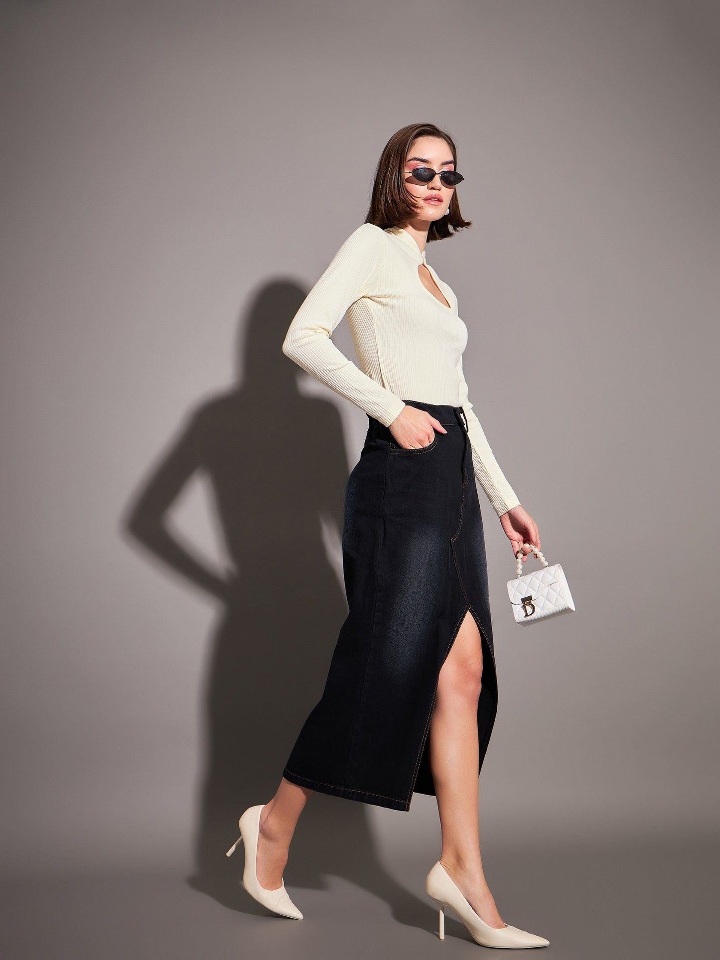 Women Off-White Rib Neck Cut Out Top