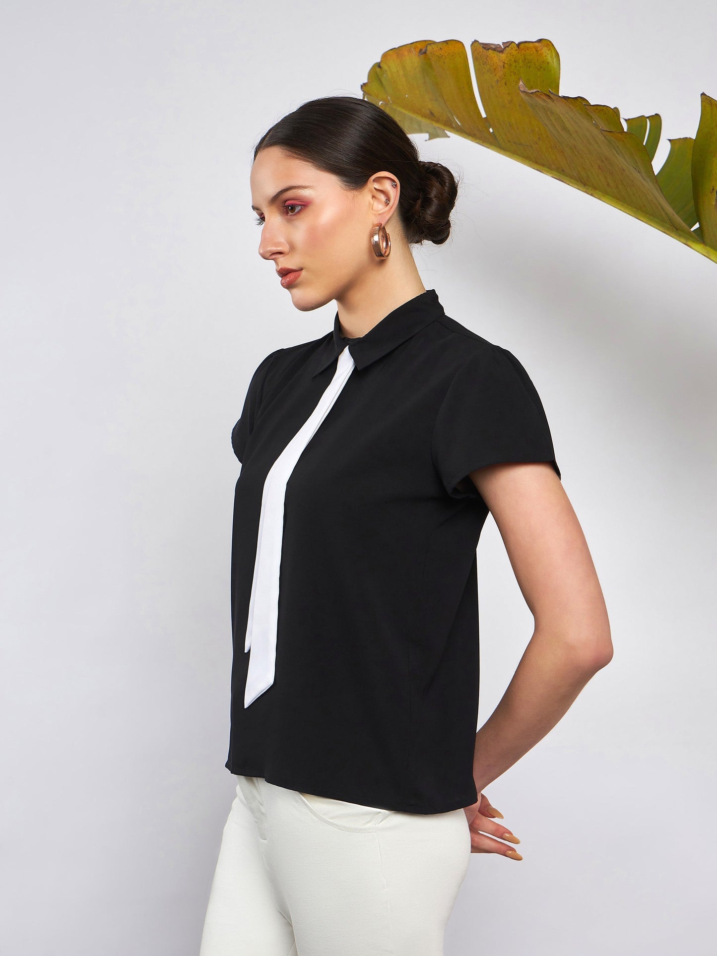 Black Neck Tie Detail Top-SASSAFRAS