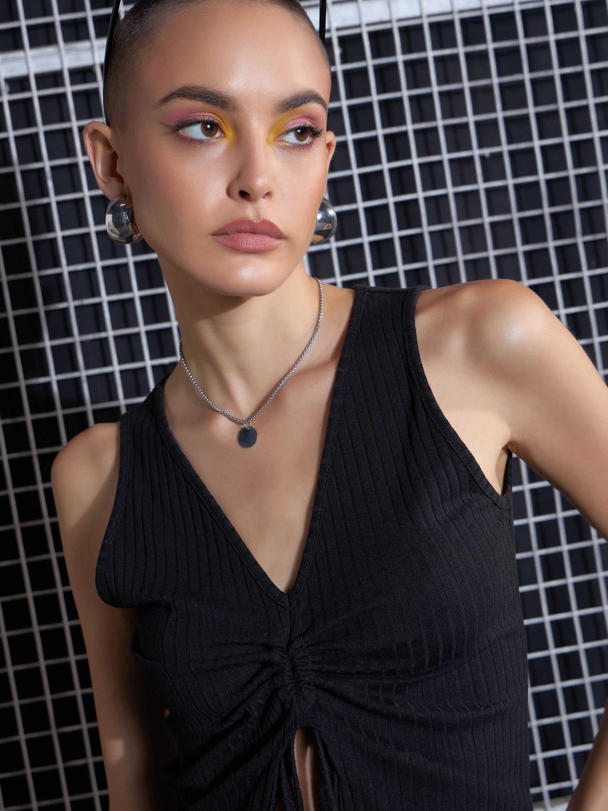 Black Rib Front Ruched Top-SASSAFRAS