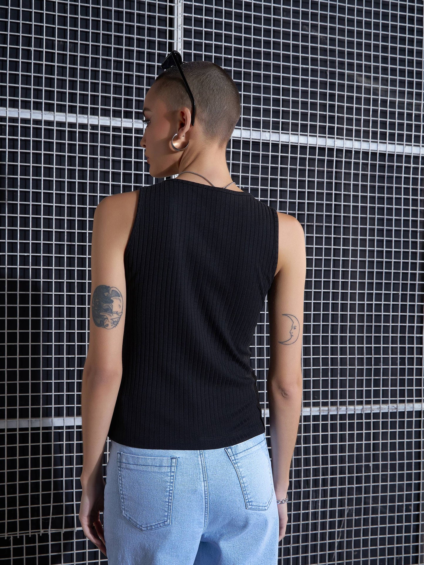 Black Rib Front Ruched Top-SASSAFRAS