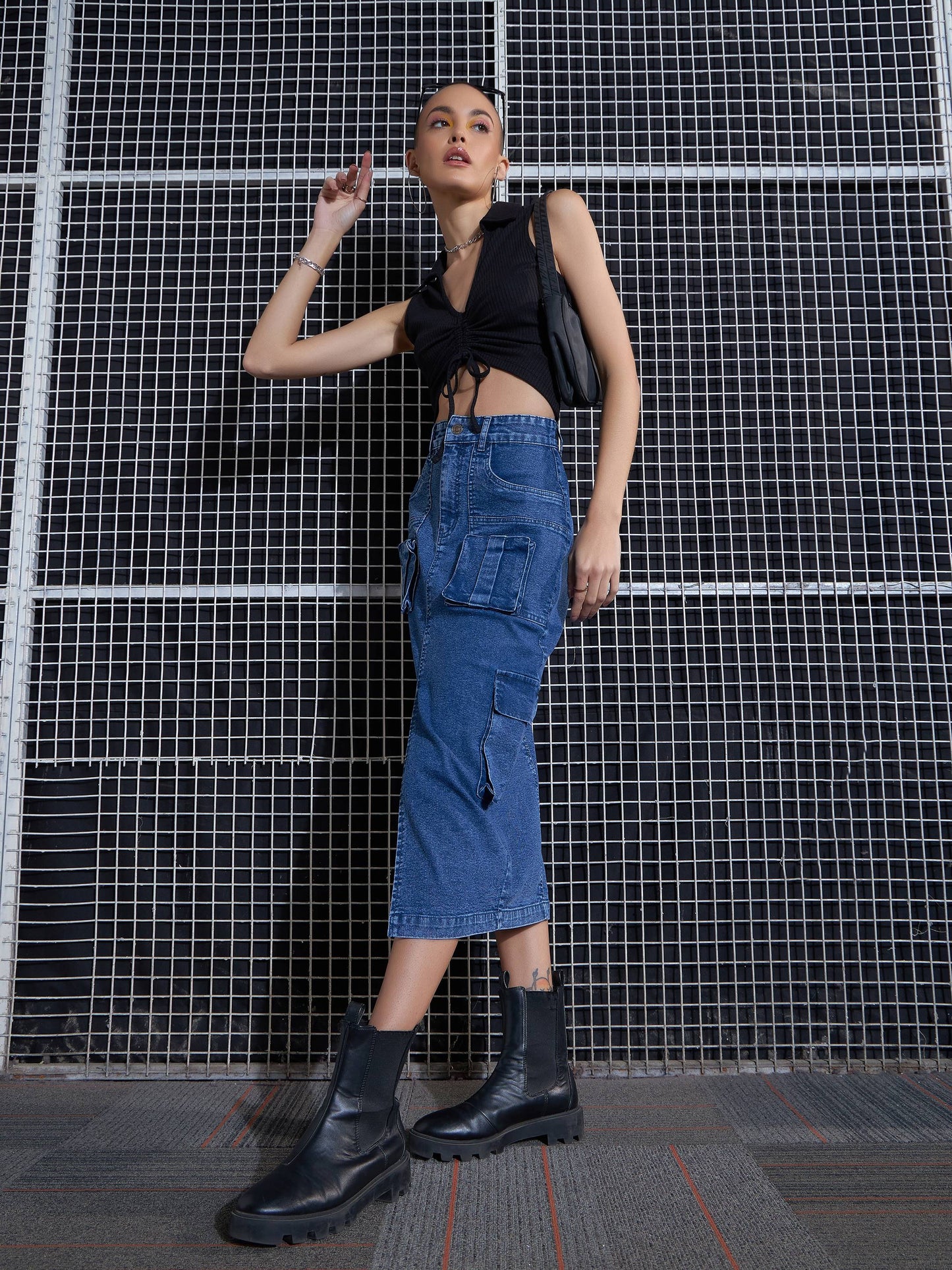 Black Rib Front Rouched Tank Top -SASSAFRAS