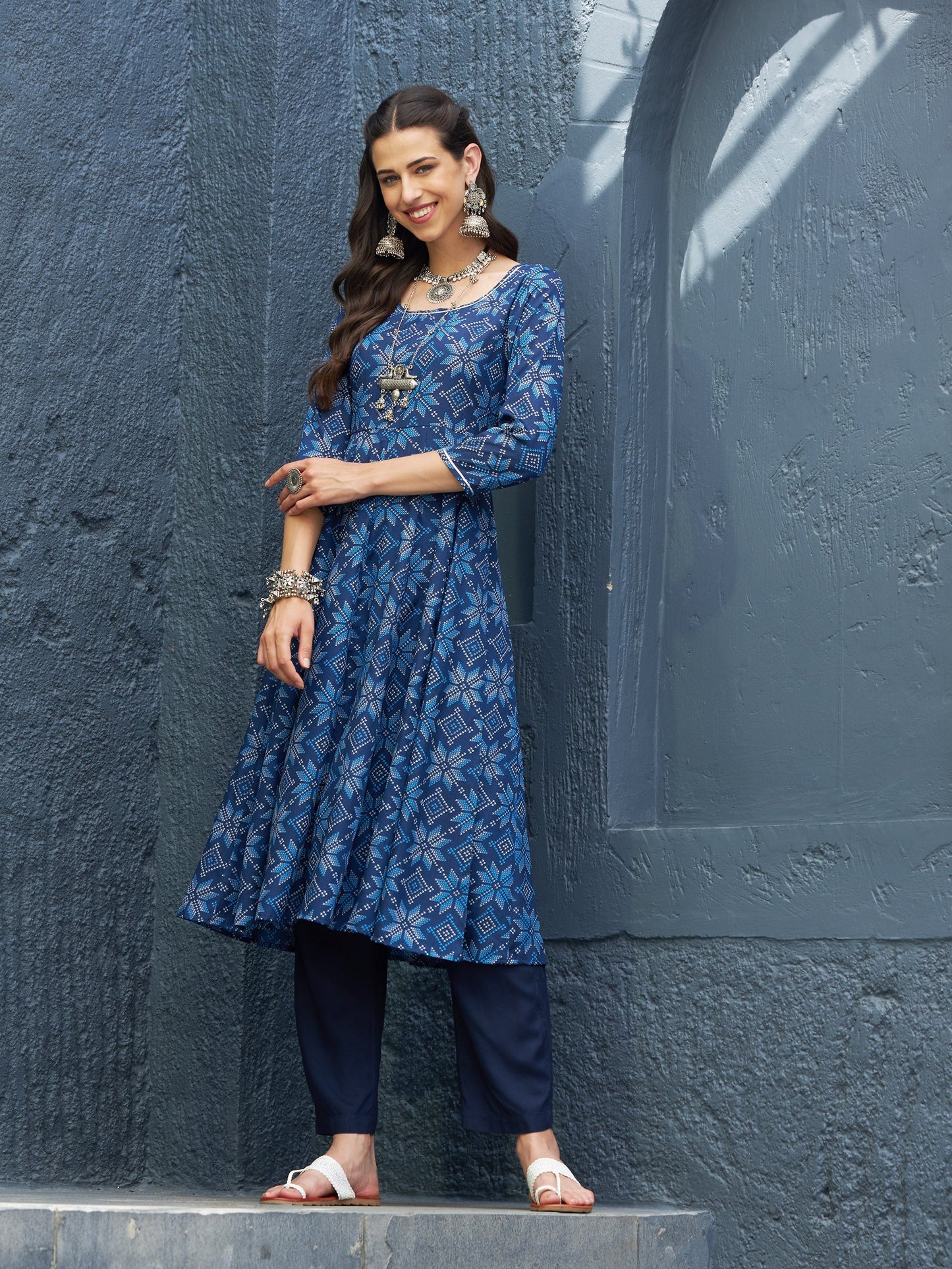 Women Blue Floral Anarkali Kurta