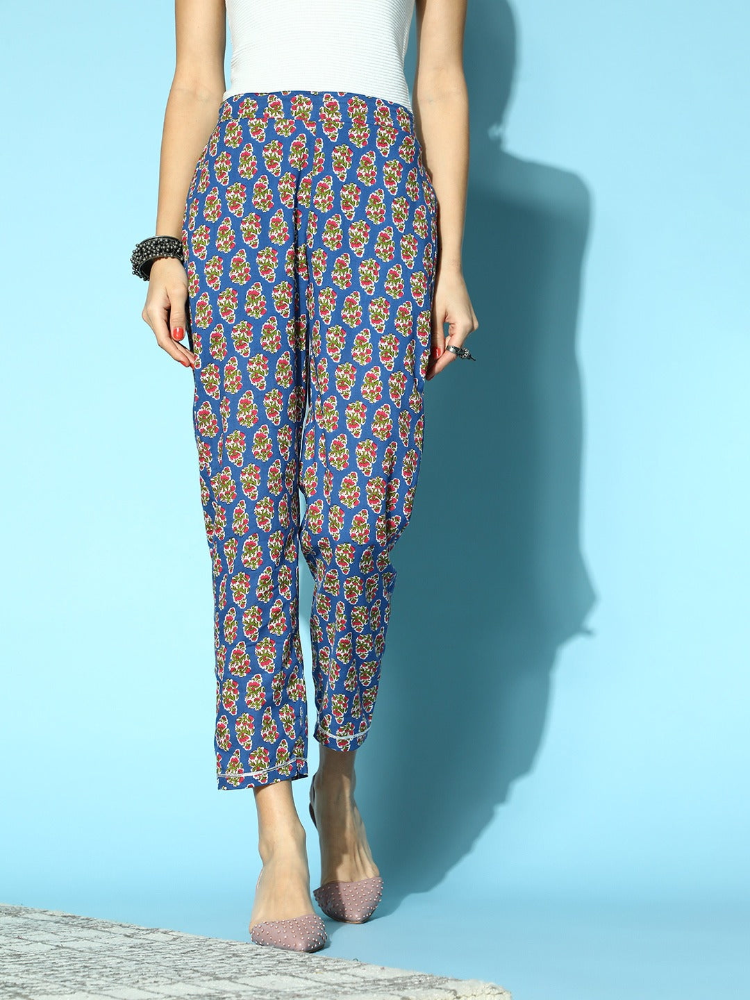 Women Navy Booti Floral Pencil Pants