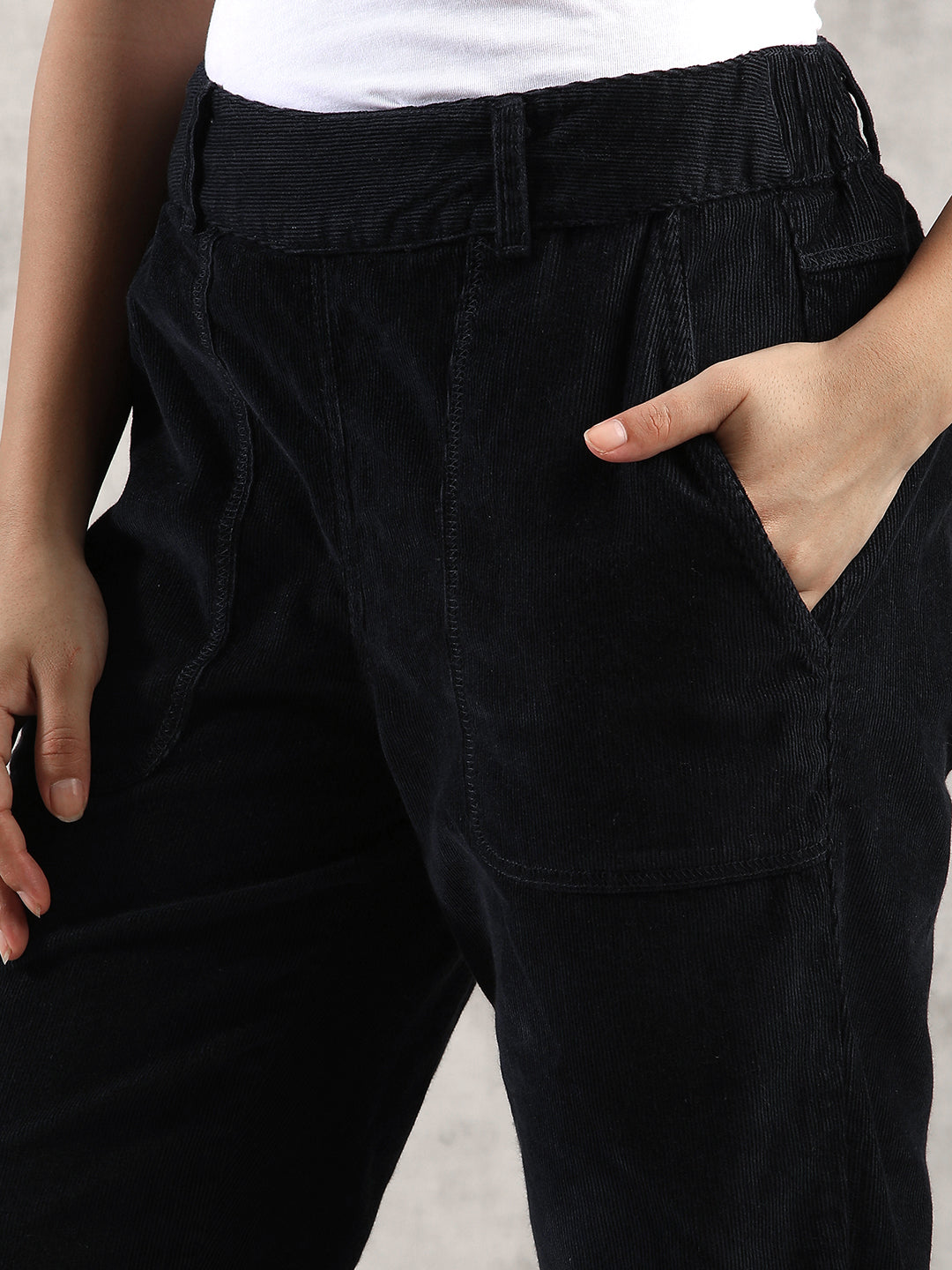 Women Navy Regular Fit Pant
