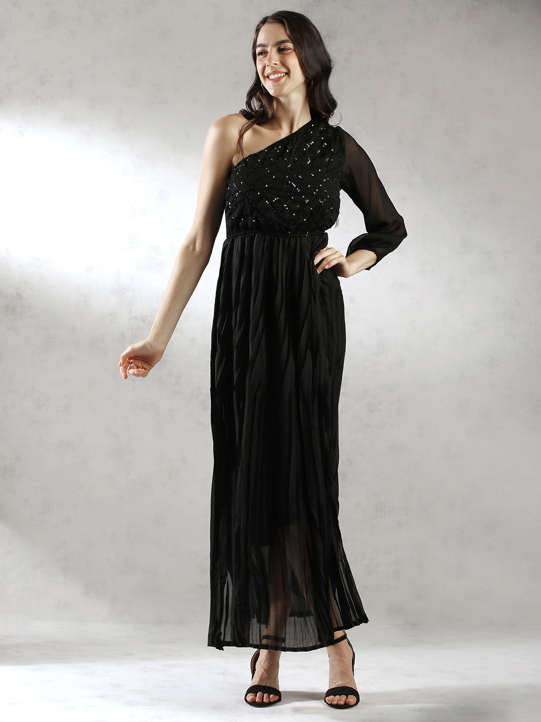 Women Pleated One Shoulder Maxi Dress