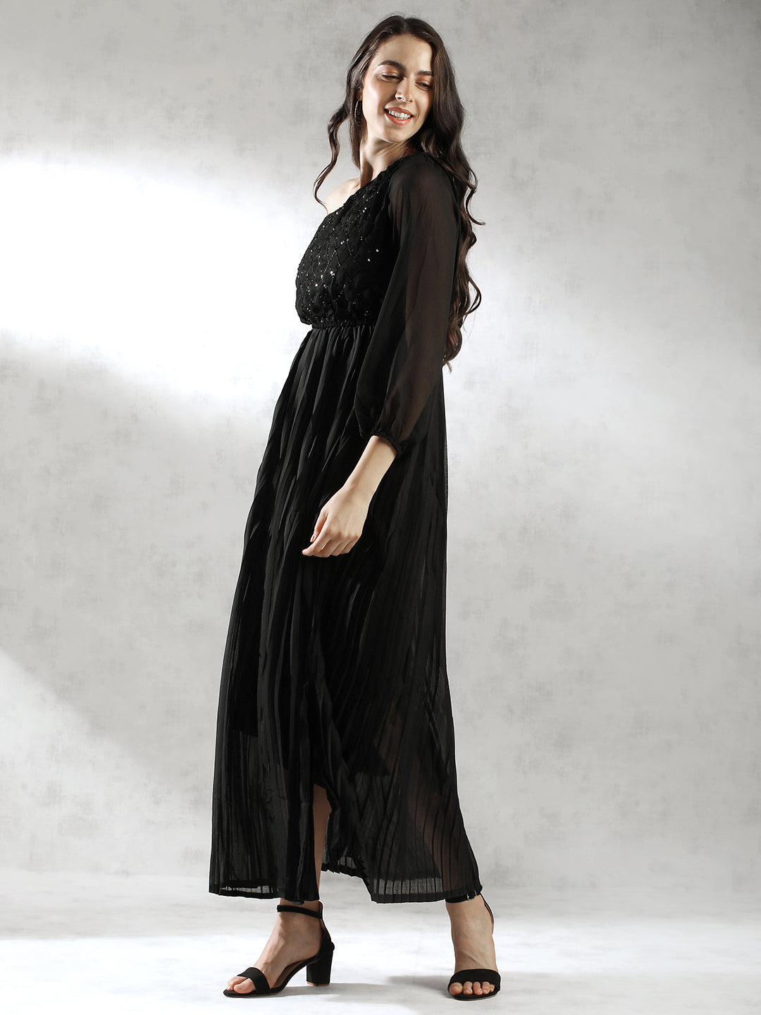 Women Pleated One Shoulder Maxi Dress