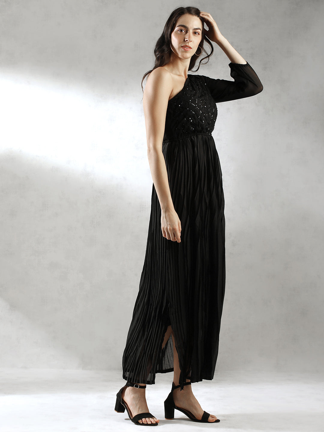 Women Pleated One Shoulder Maxi Dress